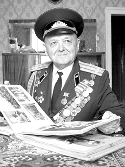 11.png (73891 bytes)