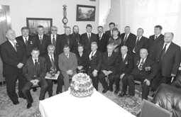 15.png (32562 bytes)