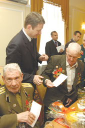 15.png (89437 bytes)