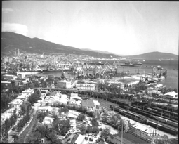 25.png (41693 bytes)